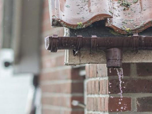 https://www.ukhousingdisrepairsolicitors.co.uk/wp-content/uploads/2020/10/disrepair-private-landlords.jpg