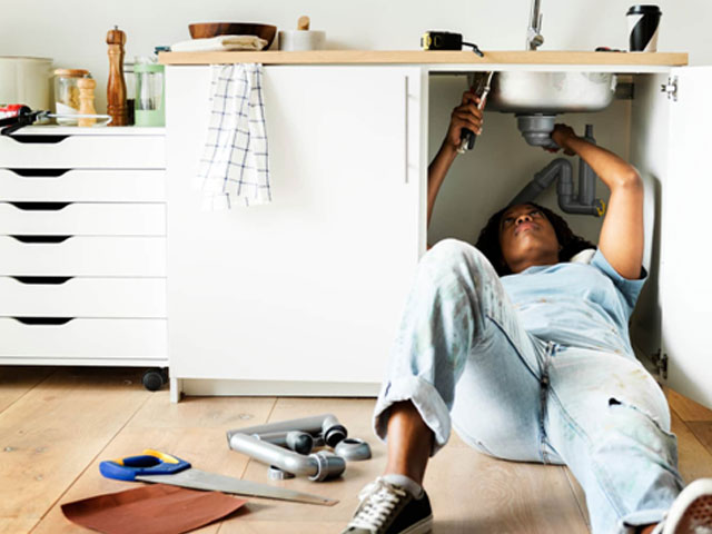 https://www.ukhousingdisrepairsolicitors.co.uk/wp-content/uploads/2020/10/problem-during-repairs.jpg
